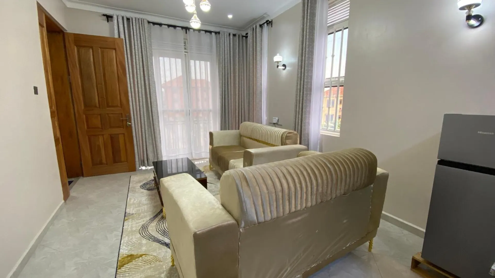 شقة Vera'S Luxury Elegant Home كامبالا أوغندا